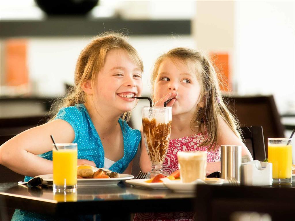 Mercure Cergy Pontoise Centre Екстериор снимка