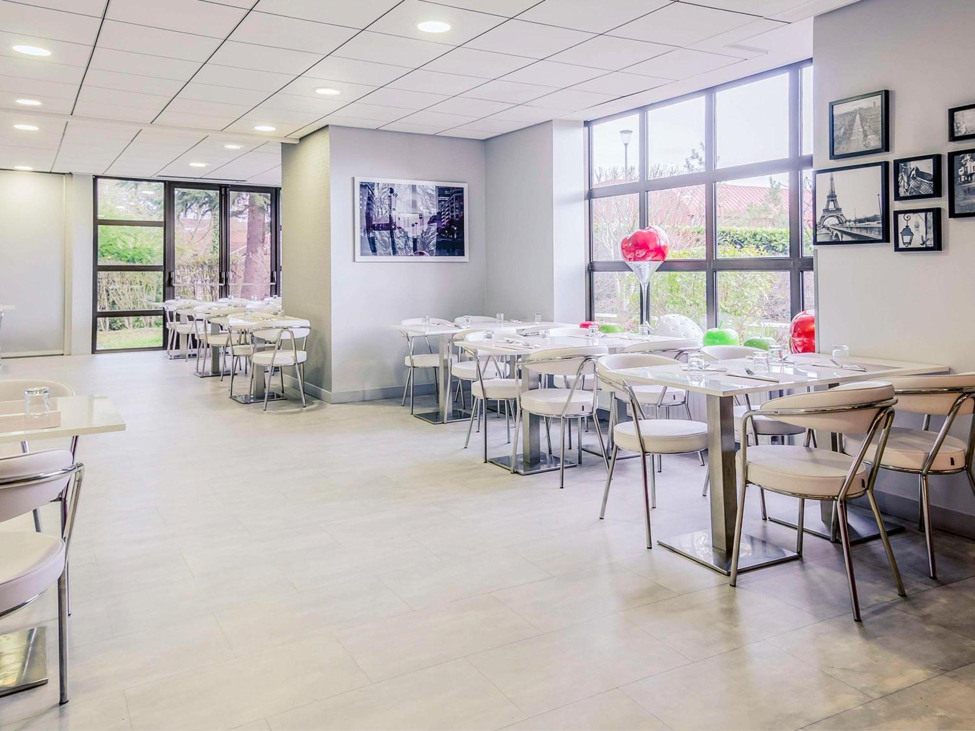Mercure Cergy Pontoise Centre Екстериор снимка