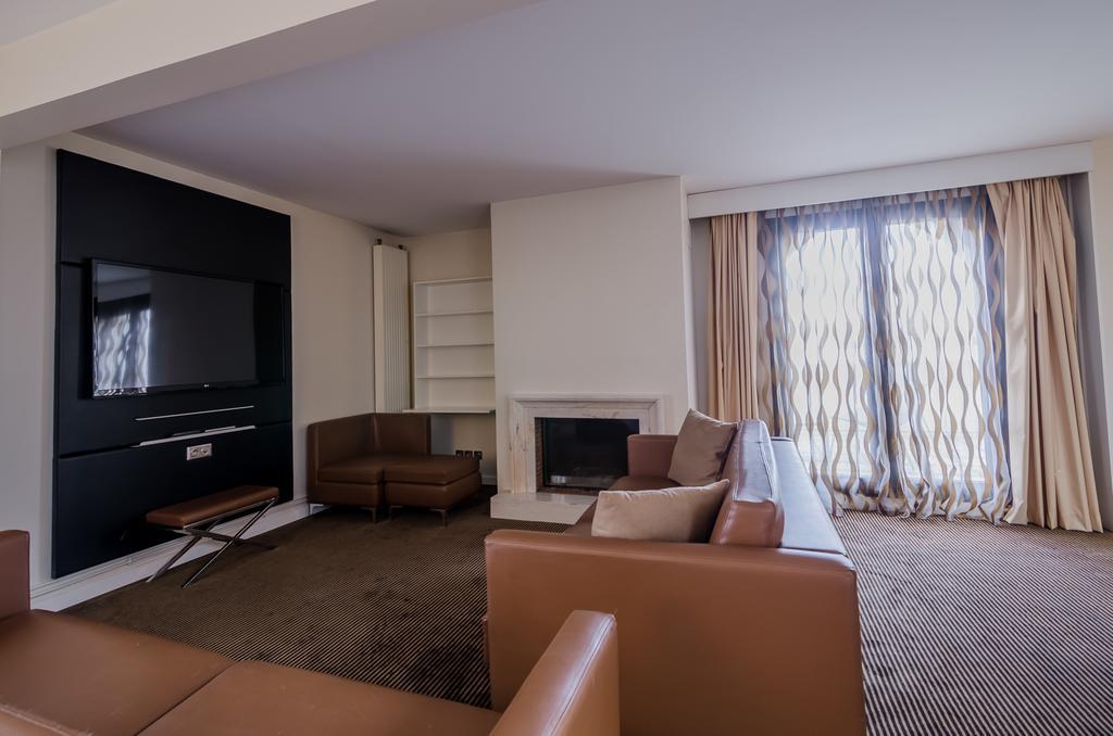 Mercure Cergy Pontoise Centre Екстериор снимка